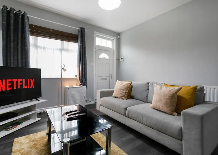 Luxury 3Br House - Free Parking And Stunning Garden!