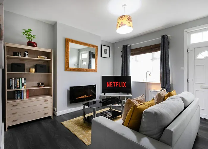 Luxury 3Br House - Free Parking And Stunning Garden!