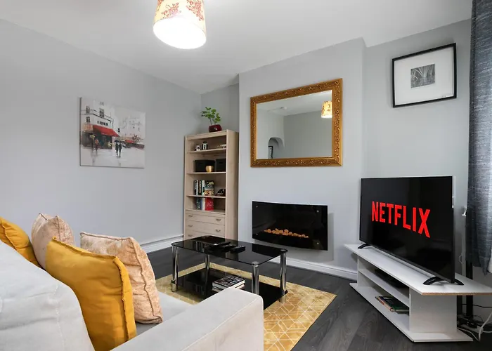 Luxury 3Br House - Free Parking And Stunning Garden!