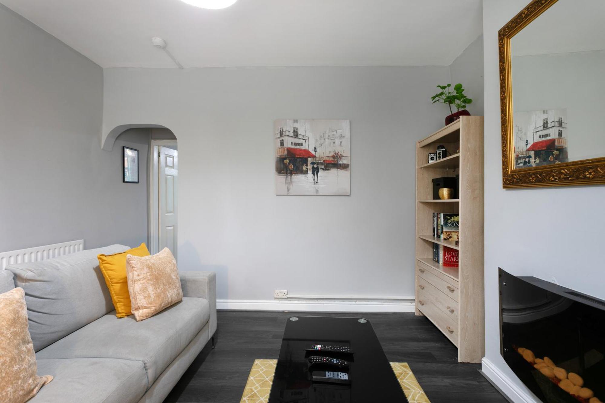 Luxury 3br House - Free Parking And Stunning Garden! *